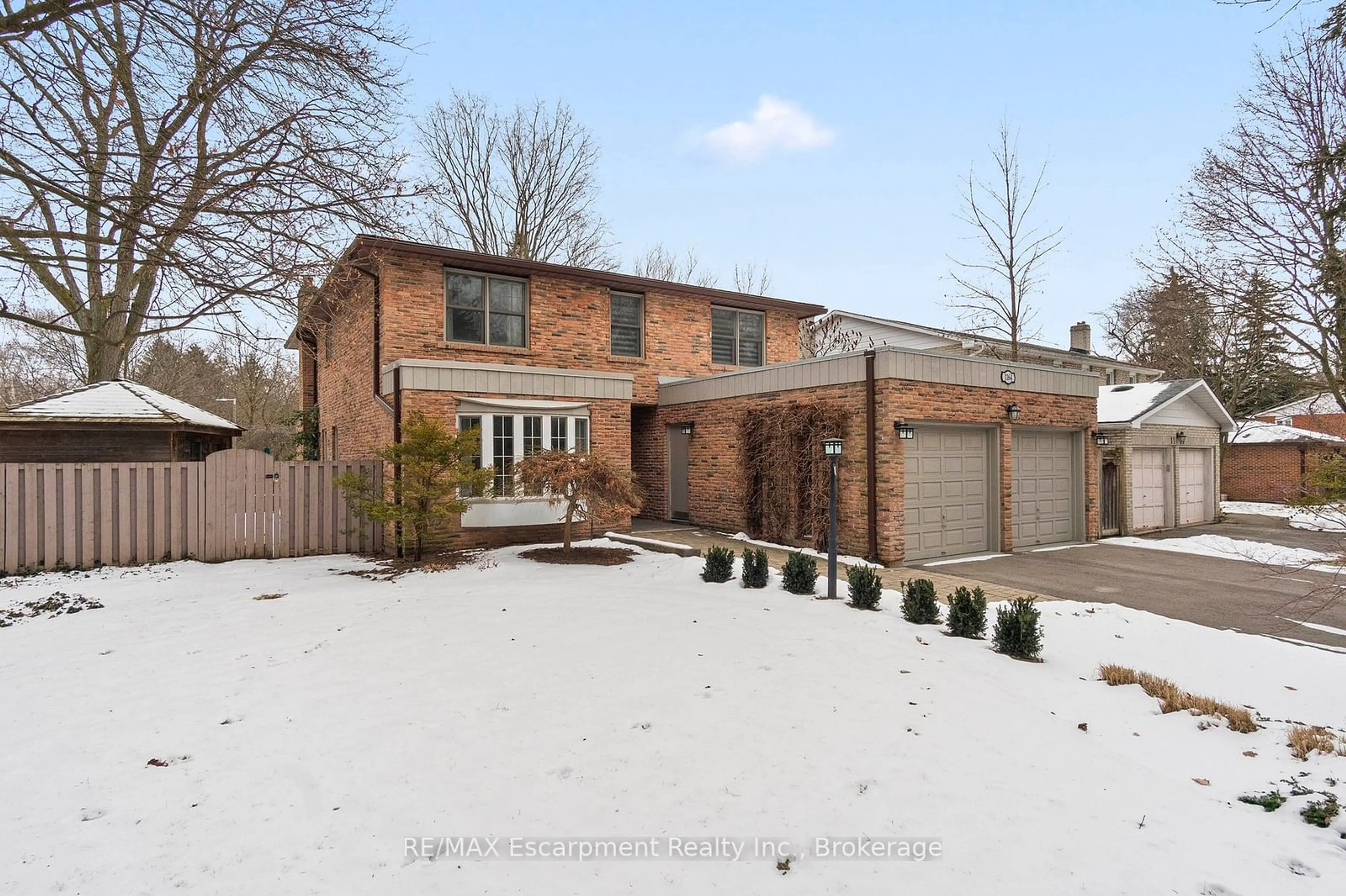 Home with brick exterior material, street for 1164 Cynthia Lane, Oakville Ontario L6J 6A6