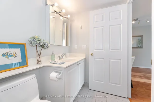 Additional image 17 of 17 Michael Power Pl Unit 606
