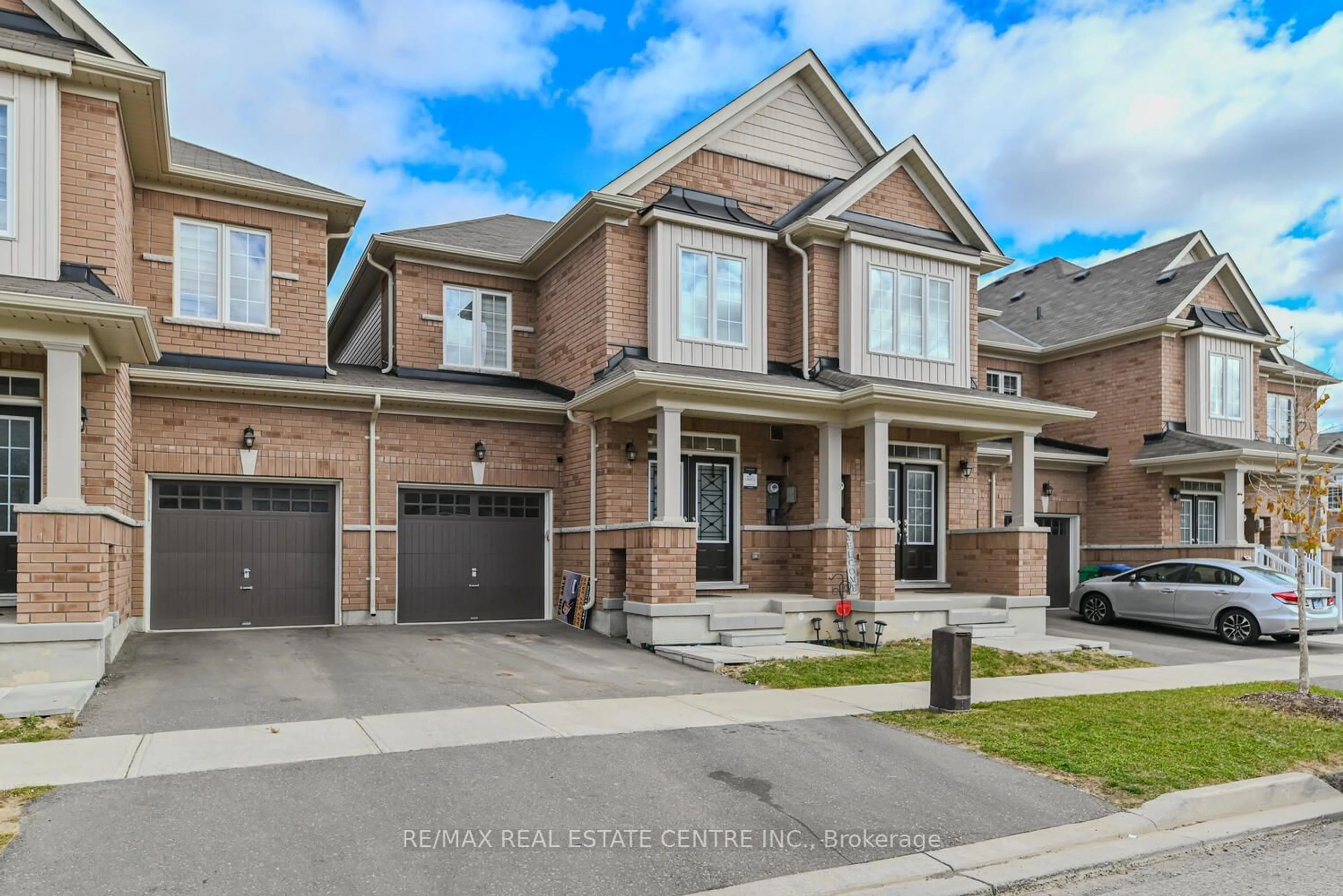 Home with brick exterior material, street for 15 Oleary Rd, Brampton Ontario L7A 4X1