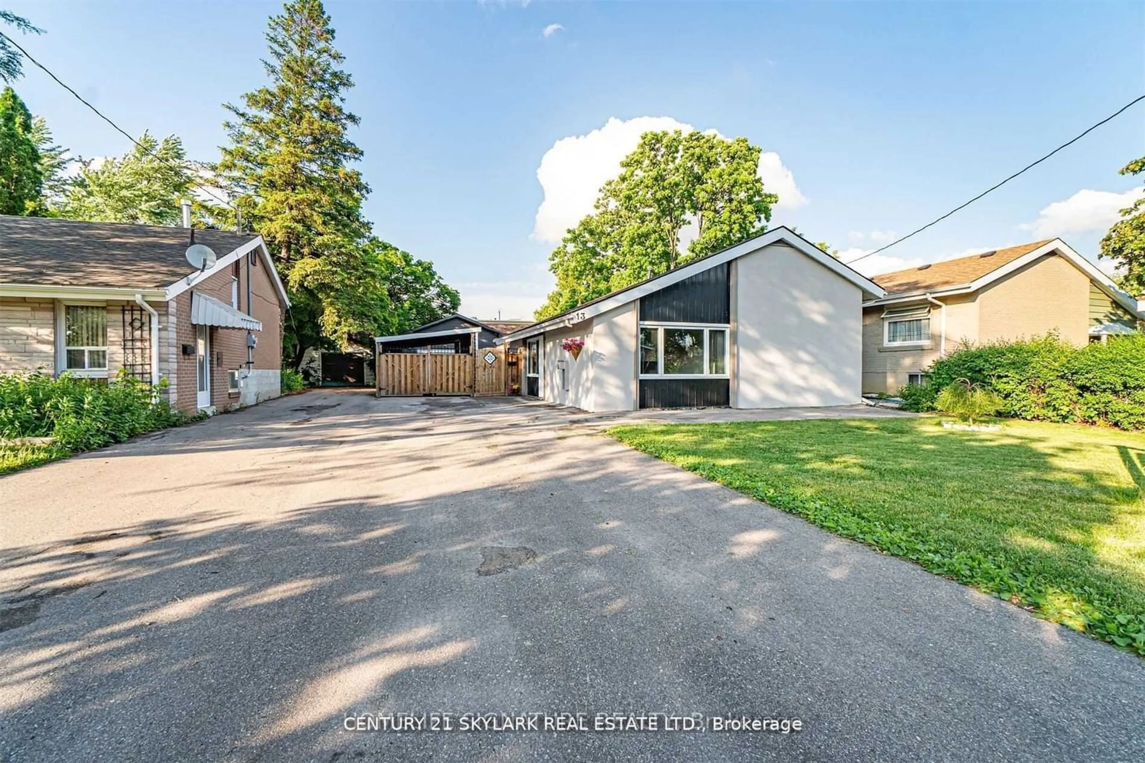 A pic from outside/outdoor area/front of a property/back of a property/a pic from drone, street for 13 Cornwall Rd, Brampton Ontario L6W 1M8