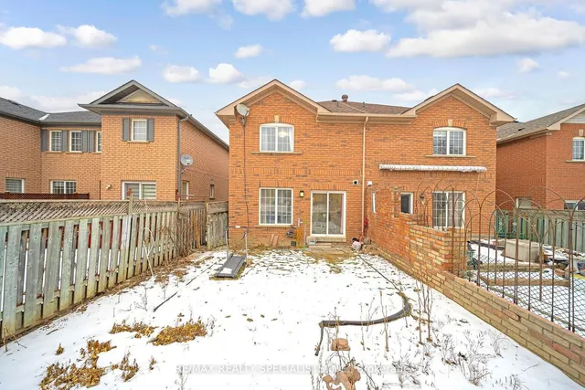 Additional property image - 72 Ridgefield Crt