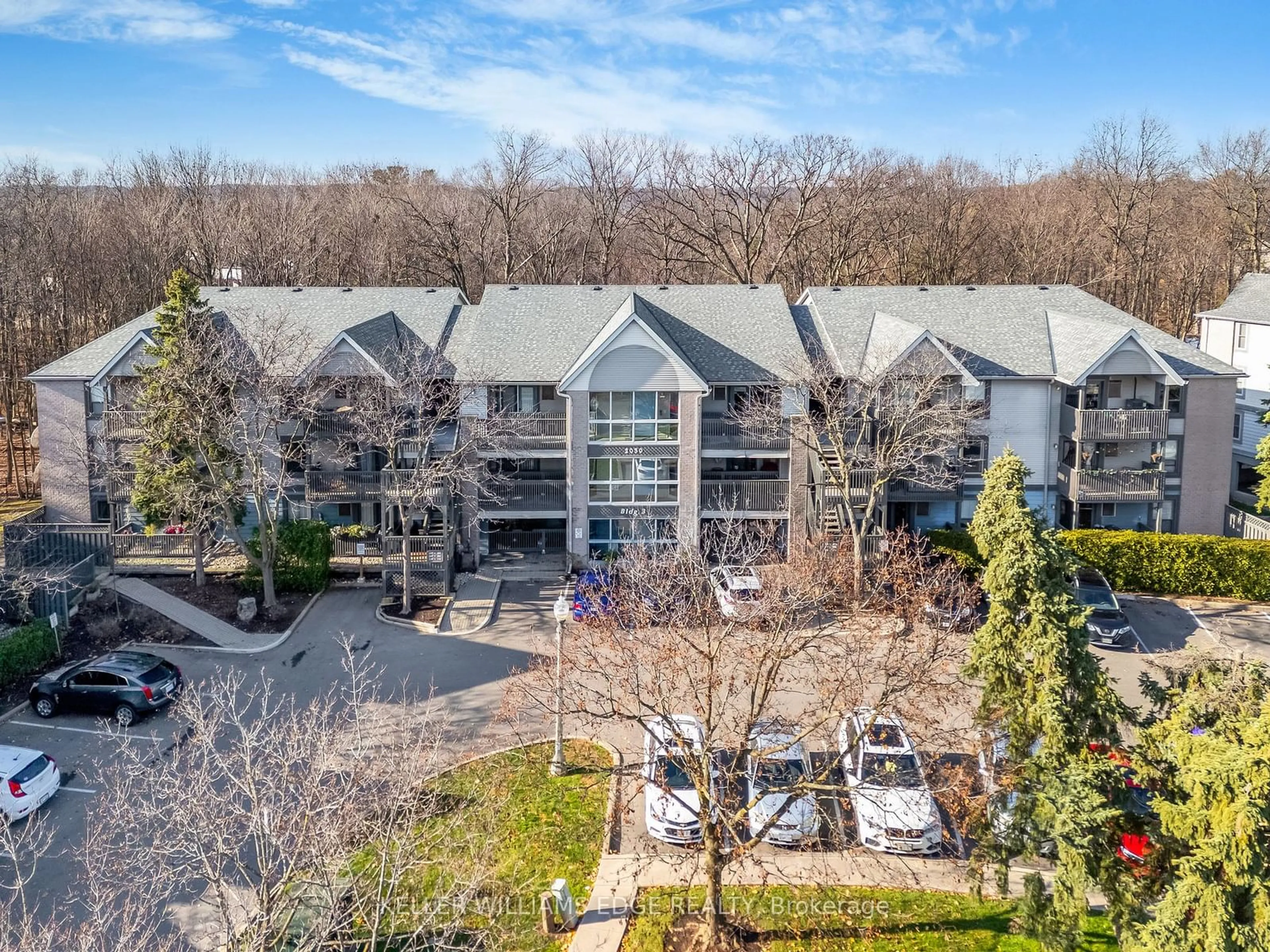 A pic from outside/outdoor area/front of a property/back of a property/a pic from drone, building for 2030 Cleaver Ave #212, Burlington Ontario L7M 4C3