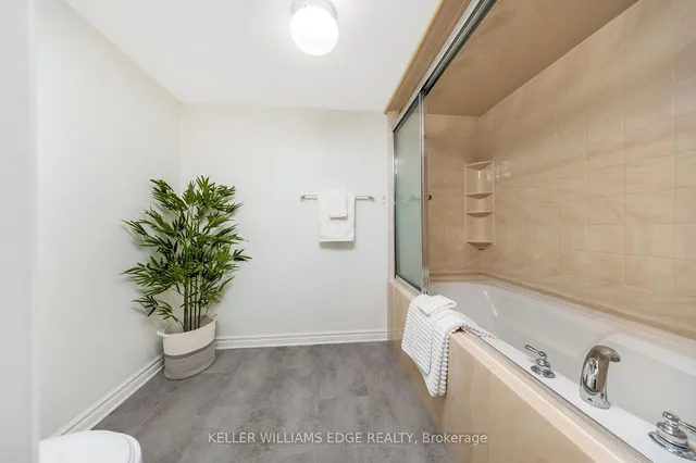 Additional property image - 2030 Cleaver Ave Unit 212
