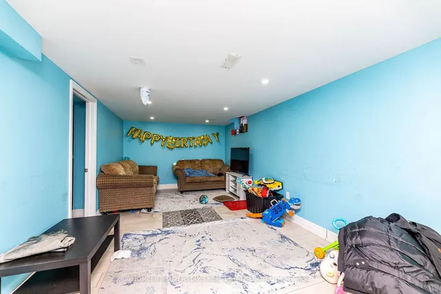 Additional property image - 3130 Merritt Ave
