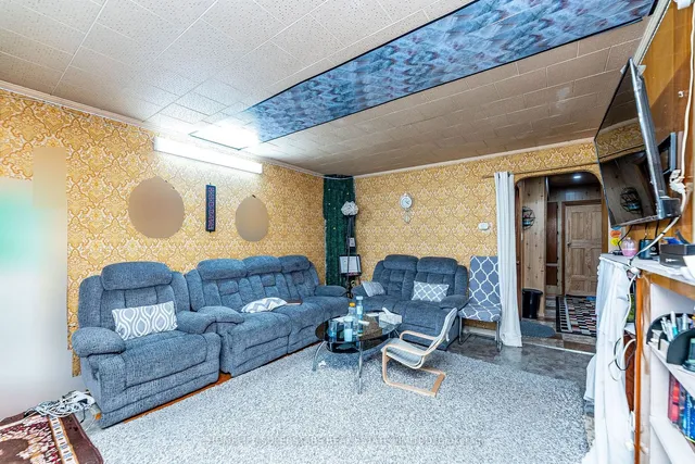 Additional property image - 3130 Merritt Ave