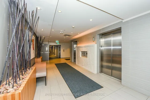 Additional property image - 3028 Creekshore Common Unit 211