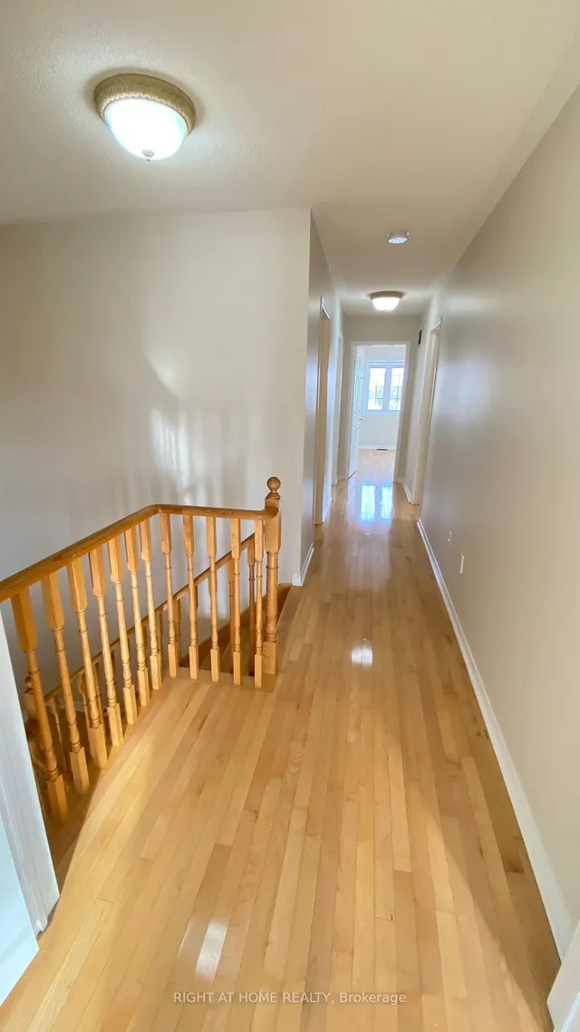 Additional image 16 of 1100 Bonin Cres