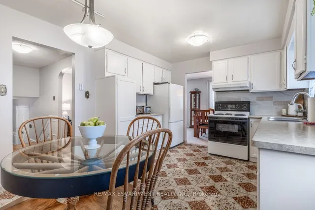 Additional property image - 984 Easterbrook Ave