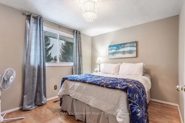 Additional property image - 984 Easterbrook Ave
