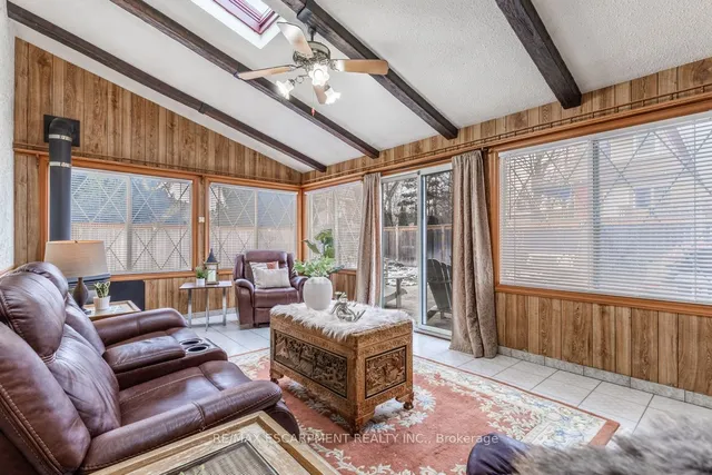 Additional property image - 984 Easterbrook Ave