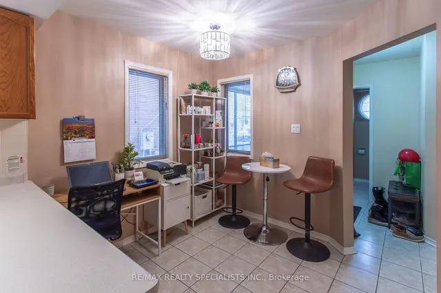 Additional property image - 5550 Cortina Cres