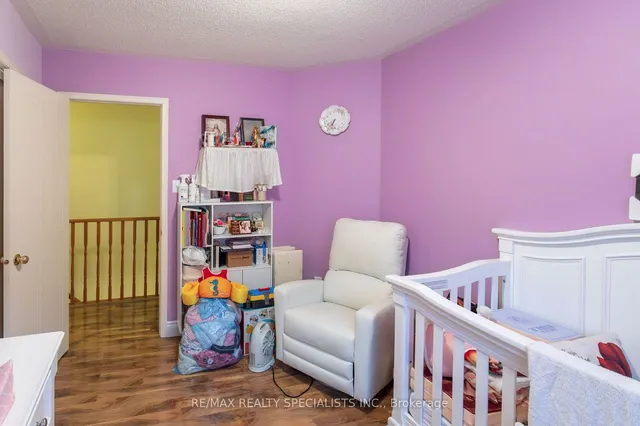 Additional property image - 5550 Cortina Cres