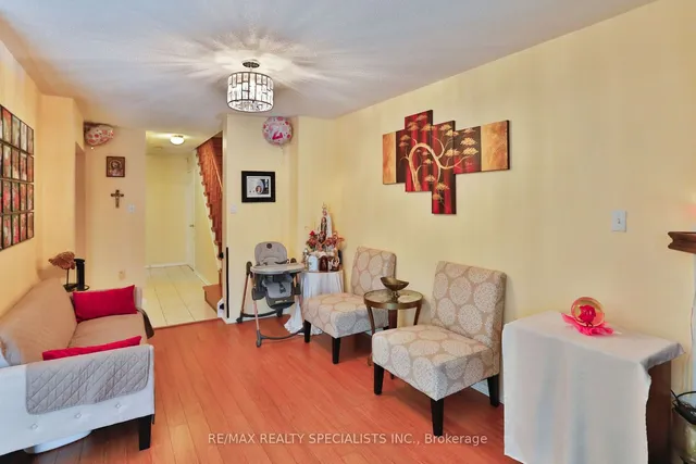 Additional property image - 5550 Cortina Cres