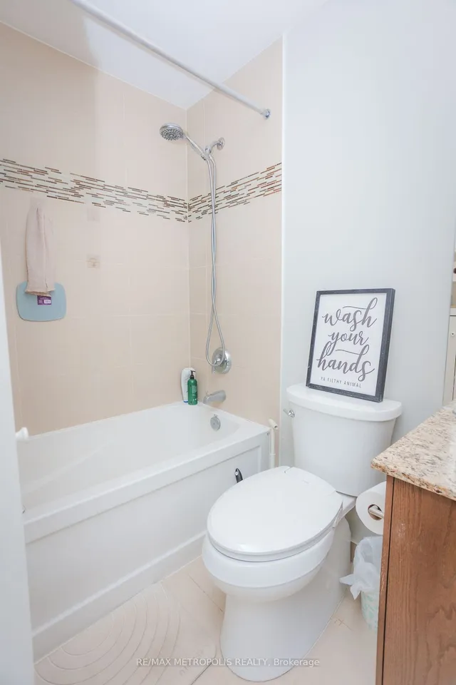 Additional property image - 5101 Dundas St Unit 203