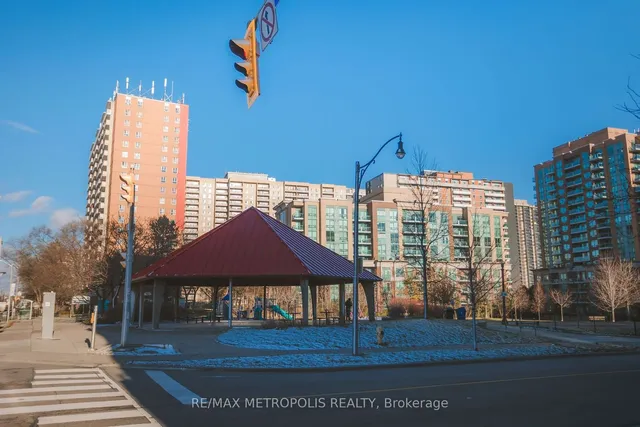 Additional property image - 5101 Dundas St Unit 203
