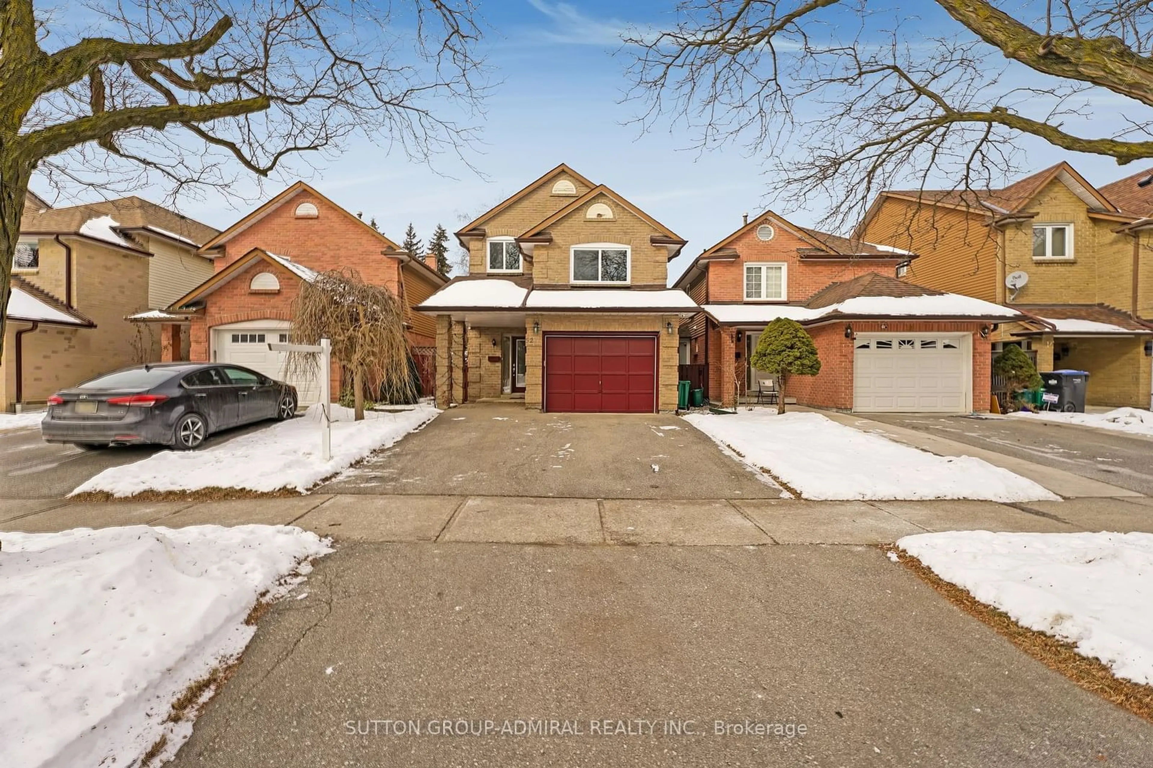 Home with brick exterior material, street for 52 GARDEN Ave, Brampton Ontario L6X 1M6