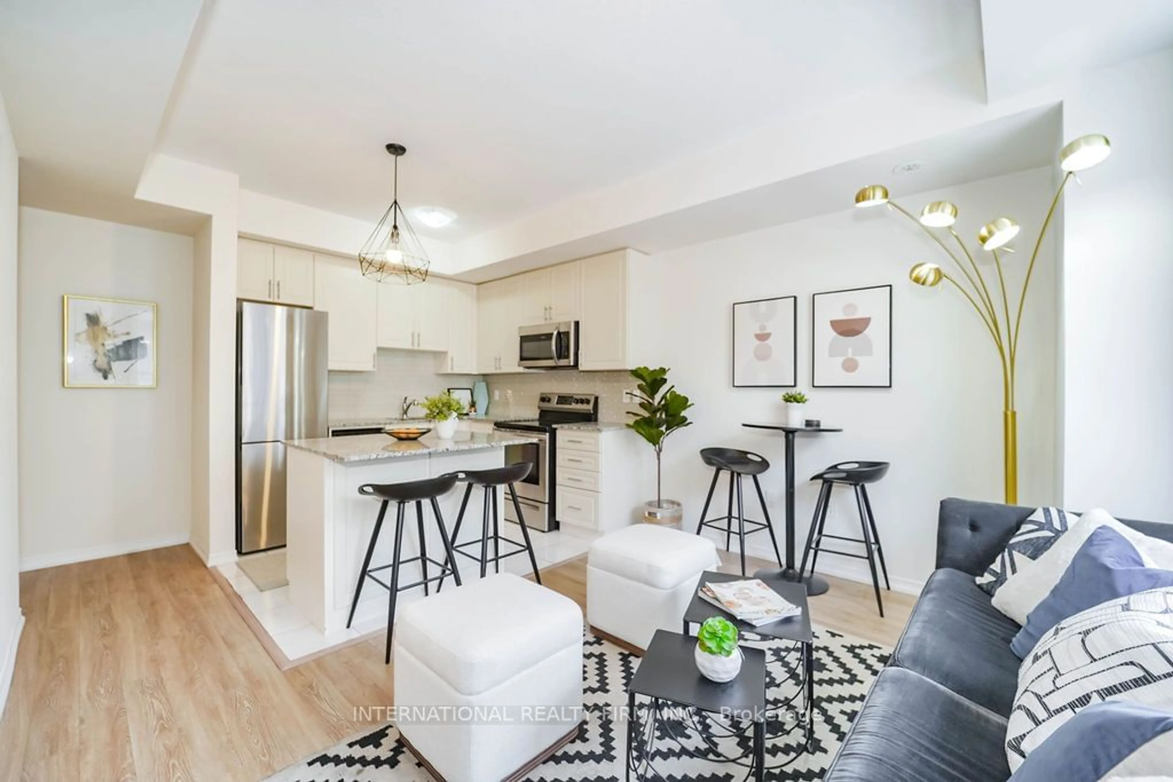 Open concept kitchen, unknown for 26 Fieldway Rd #39, Toronto Ontario M8Z 3L2