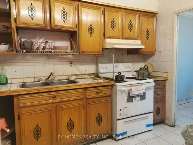 Additional property image - 10 Eddystone Ave Unit 212