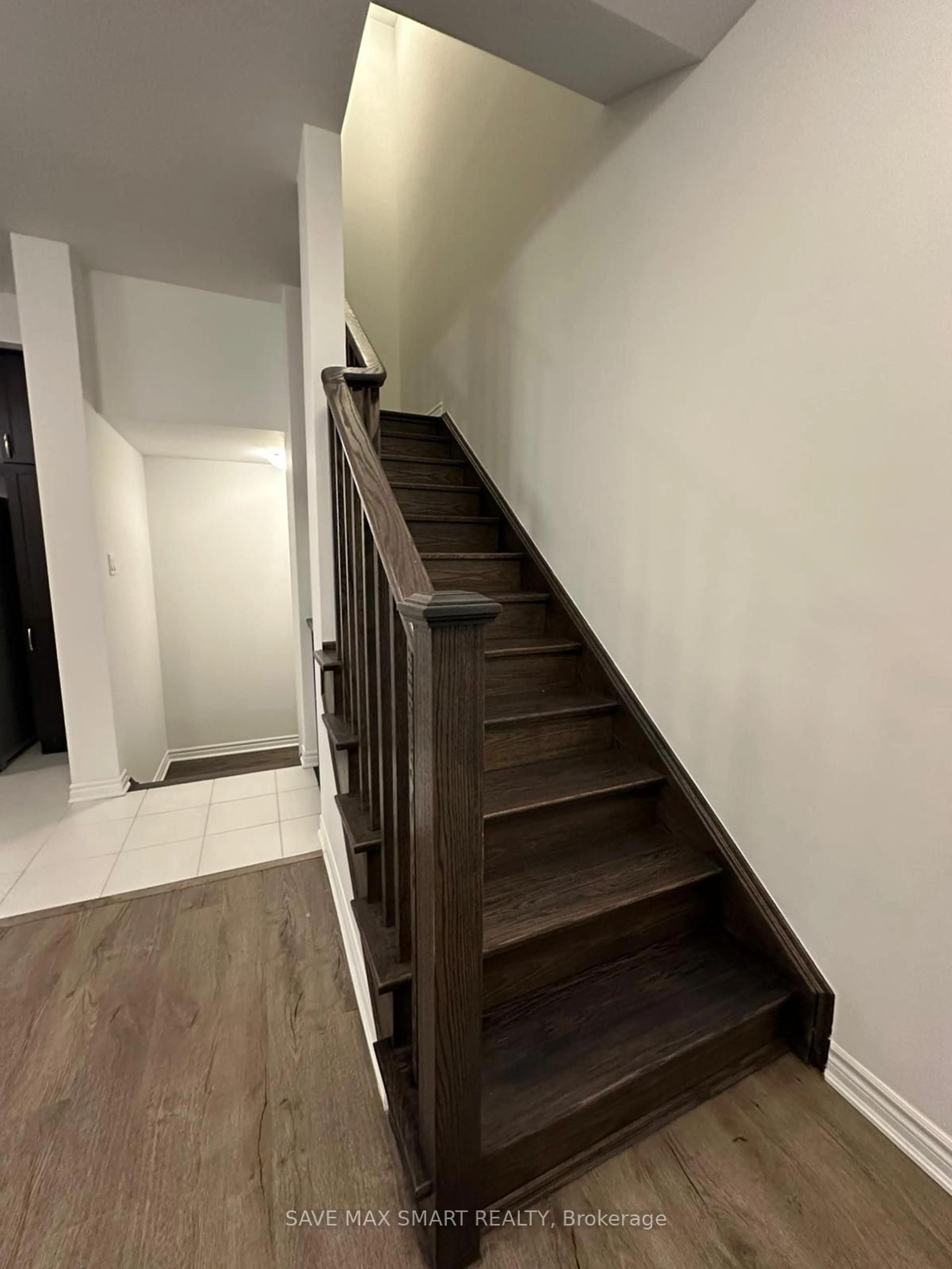 Stairs for 59 Keppel Circ, Brampton Ontario L7A 0B6