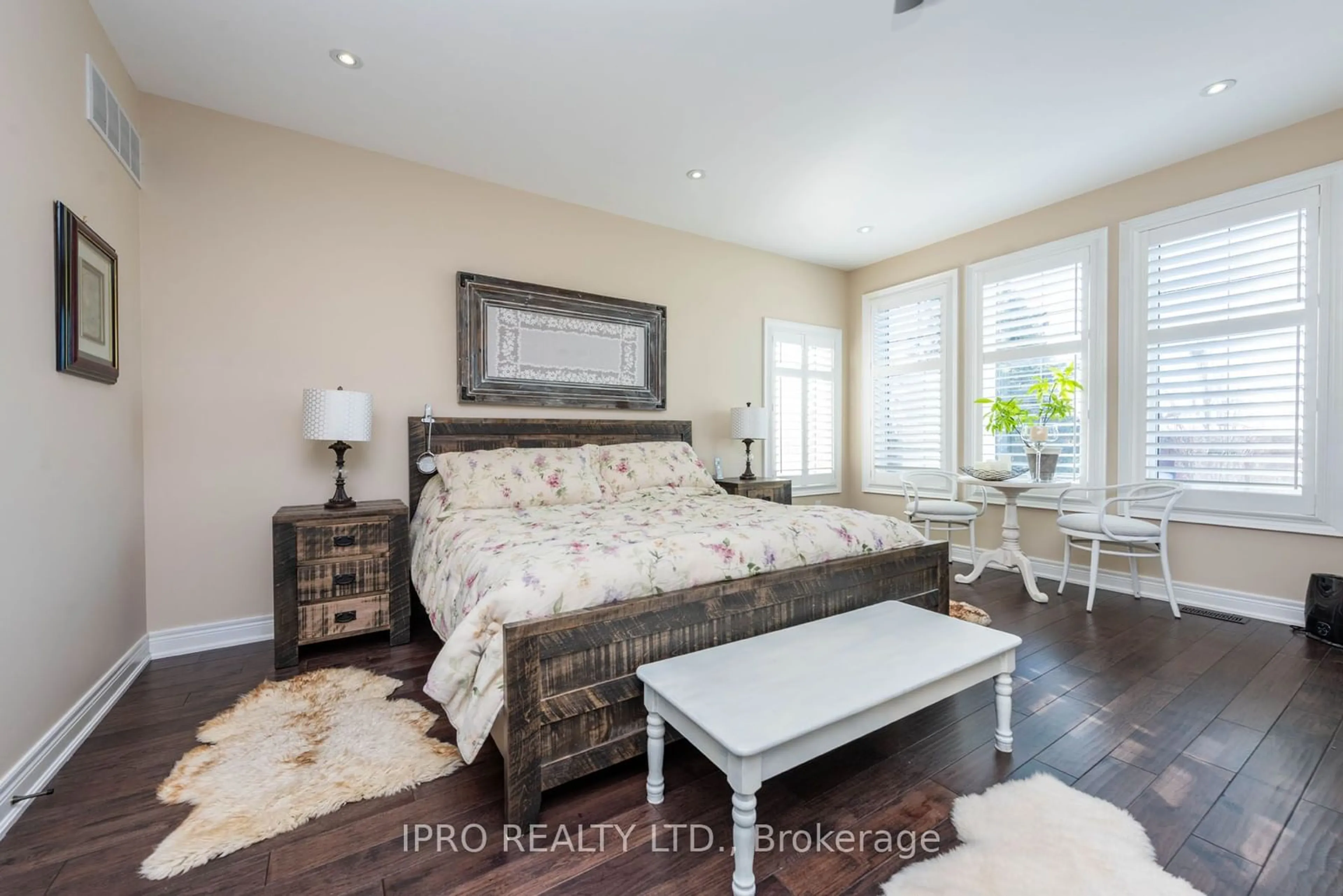 Bedroom with bed, wood/laminate floor for 120 Braidwood Lake Rd, Brampton Ontario L6Z 4M2