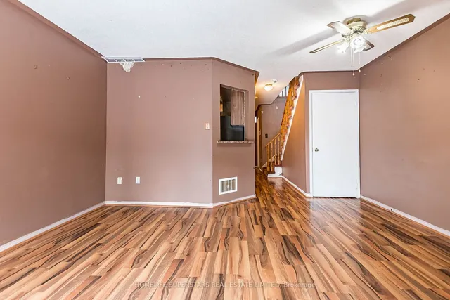 Additional property image - 5616 Cortina Cres
