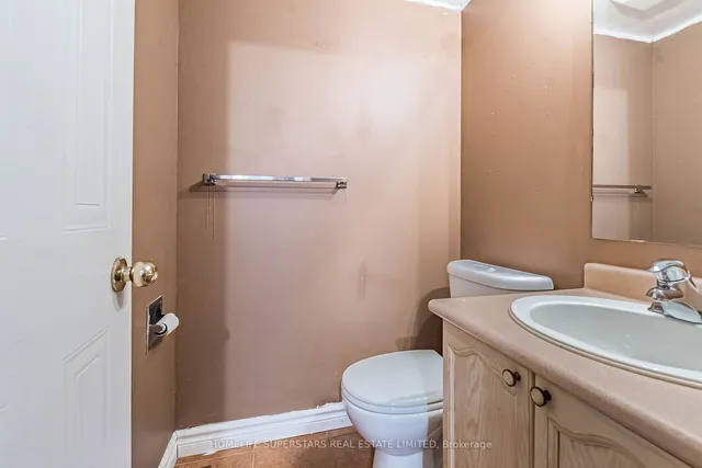 Additional property image - 5616 Cortina Cres
