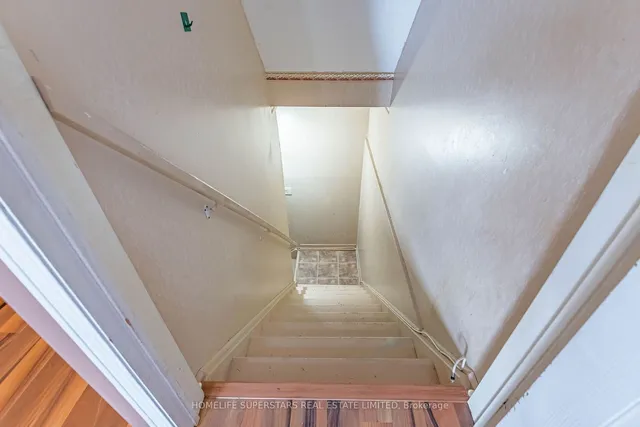 Additional property image - 5616 Cortina Cres