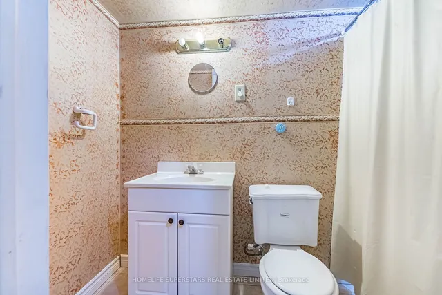 Additional property image - 5616 Cortina Cres