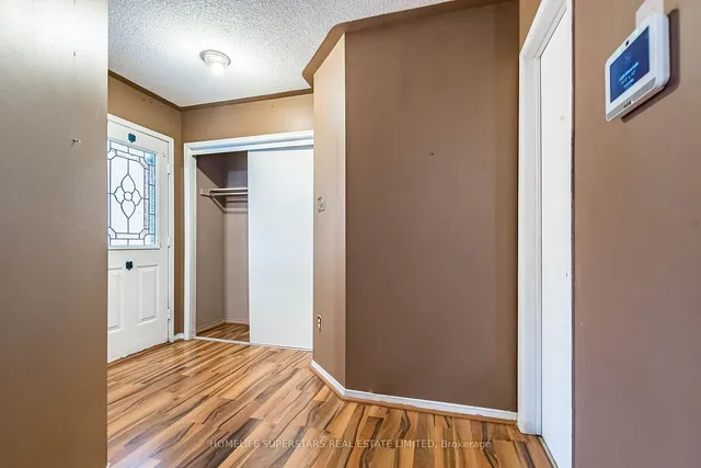 Additional property image - 5616 Cortina Cres