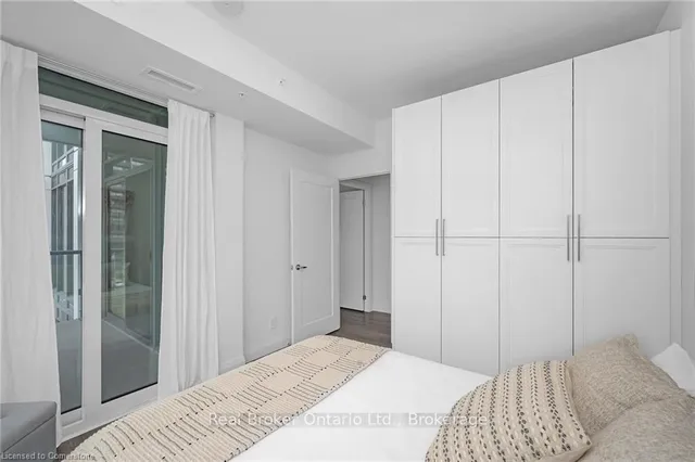 Additional property image - 500 Brock Ave Unit 408