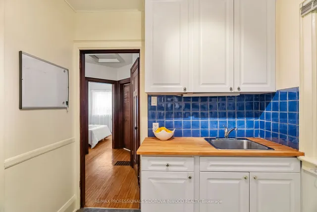 Additional property image - 582 Willard Ave