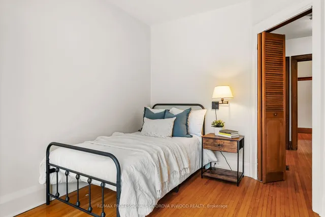 Additional property image - 582 Willard Ave