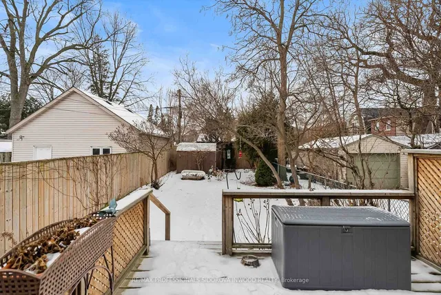 Additional property image - 582 Willard Ave