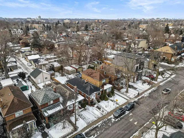 Additional property image - 582 Willard Ave