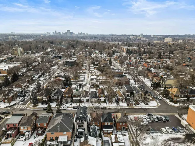 Additional property image - 582 Willard Ave