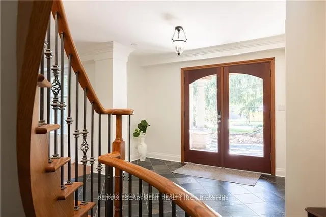 Additional property image - 247 Colchester Dr