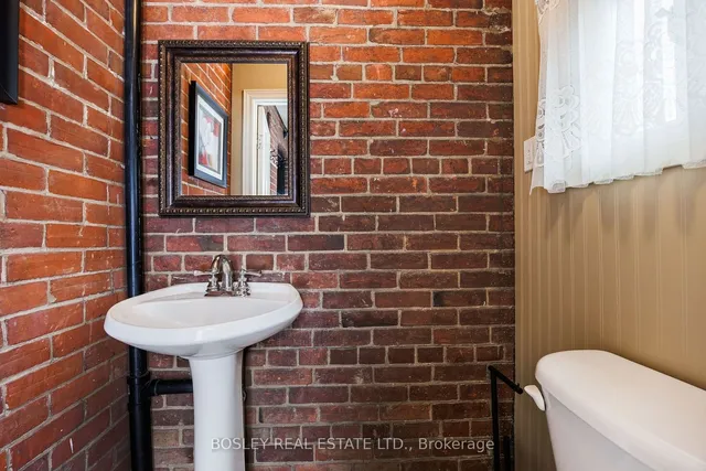 Additional property image - 38 Queens Dr