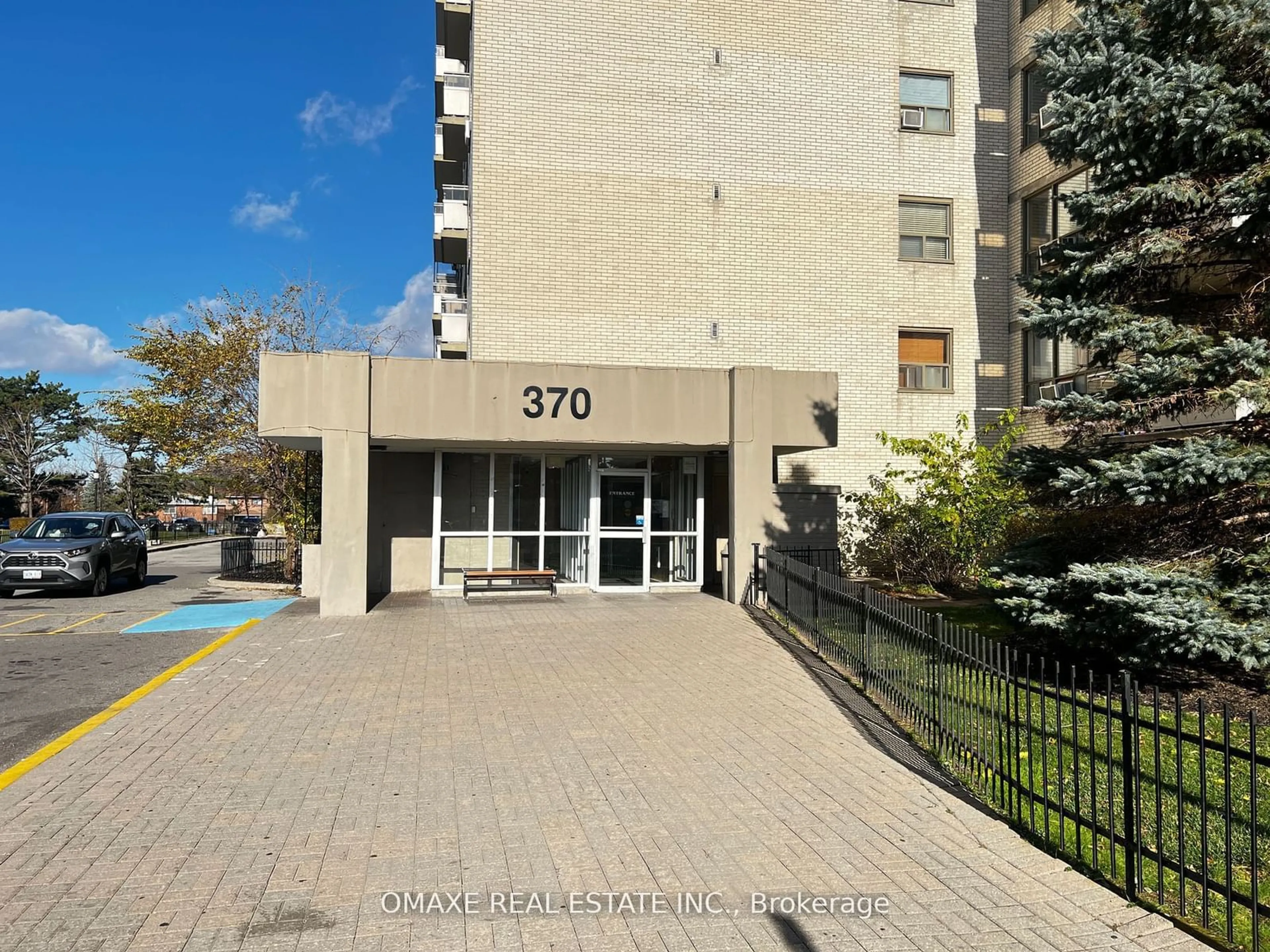 Patio, street for 370 Dixon Rd #2212, Toronto Ontario M9R 1T2