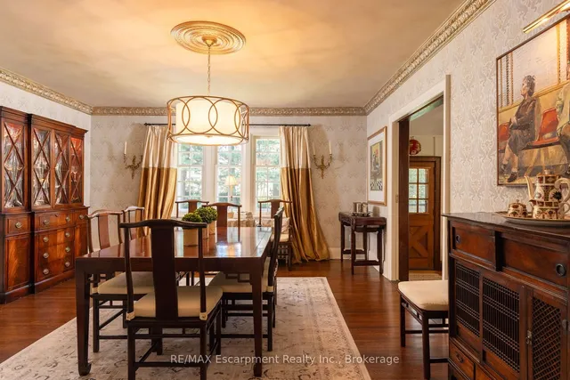 Additional property image - 2055 Lakeshore Rd