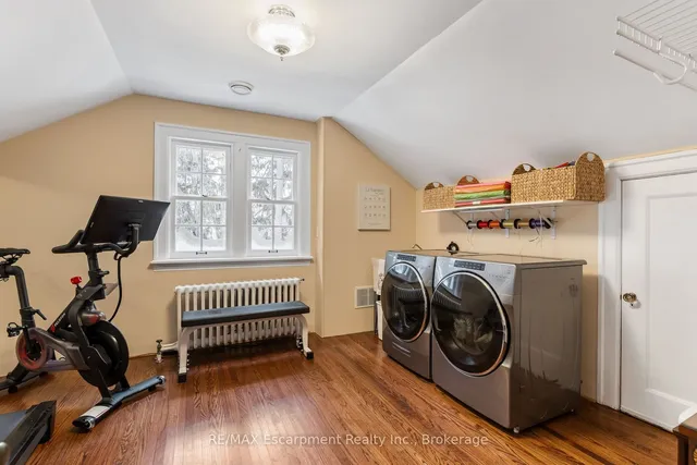Additional property image - 2055 Lakeshore Rd