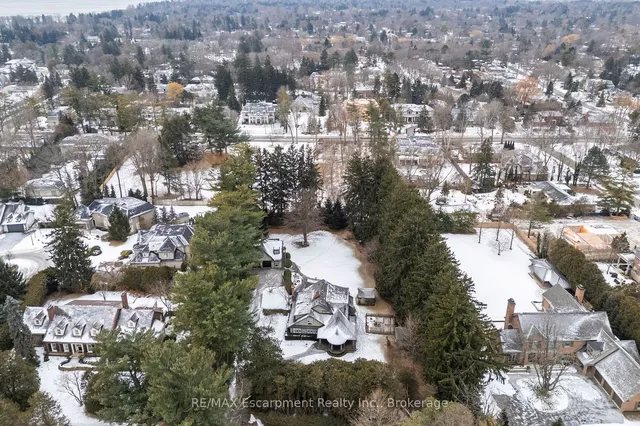 Additional property image - 2055 Lakeshore Rd
