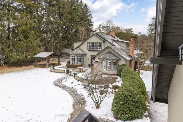 Additional property image - 2055 Lakeshore Rd