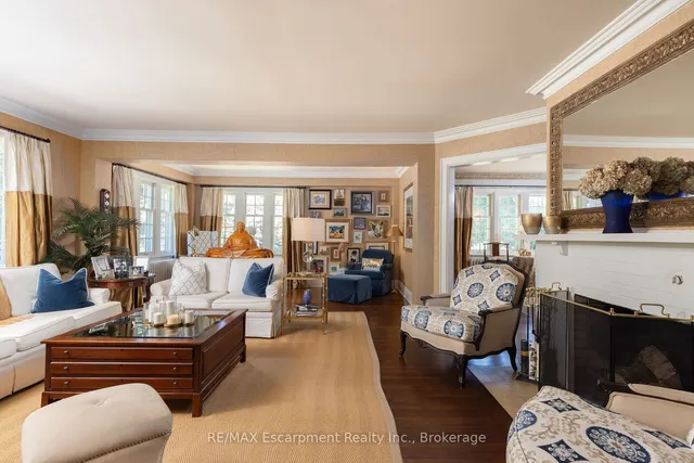 Additional property image - 2055 Lakeshore Rd