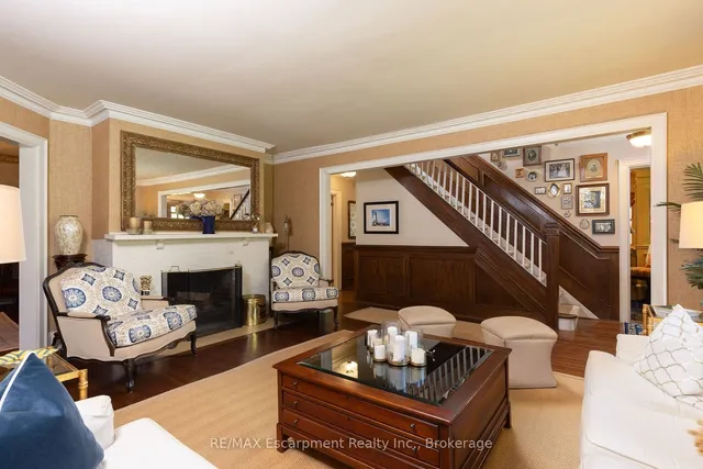 Additional property image - 2055 Lakeshore Rd
