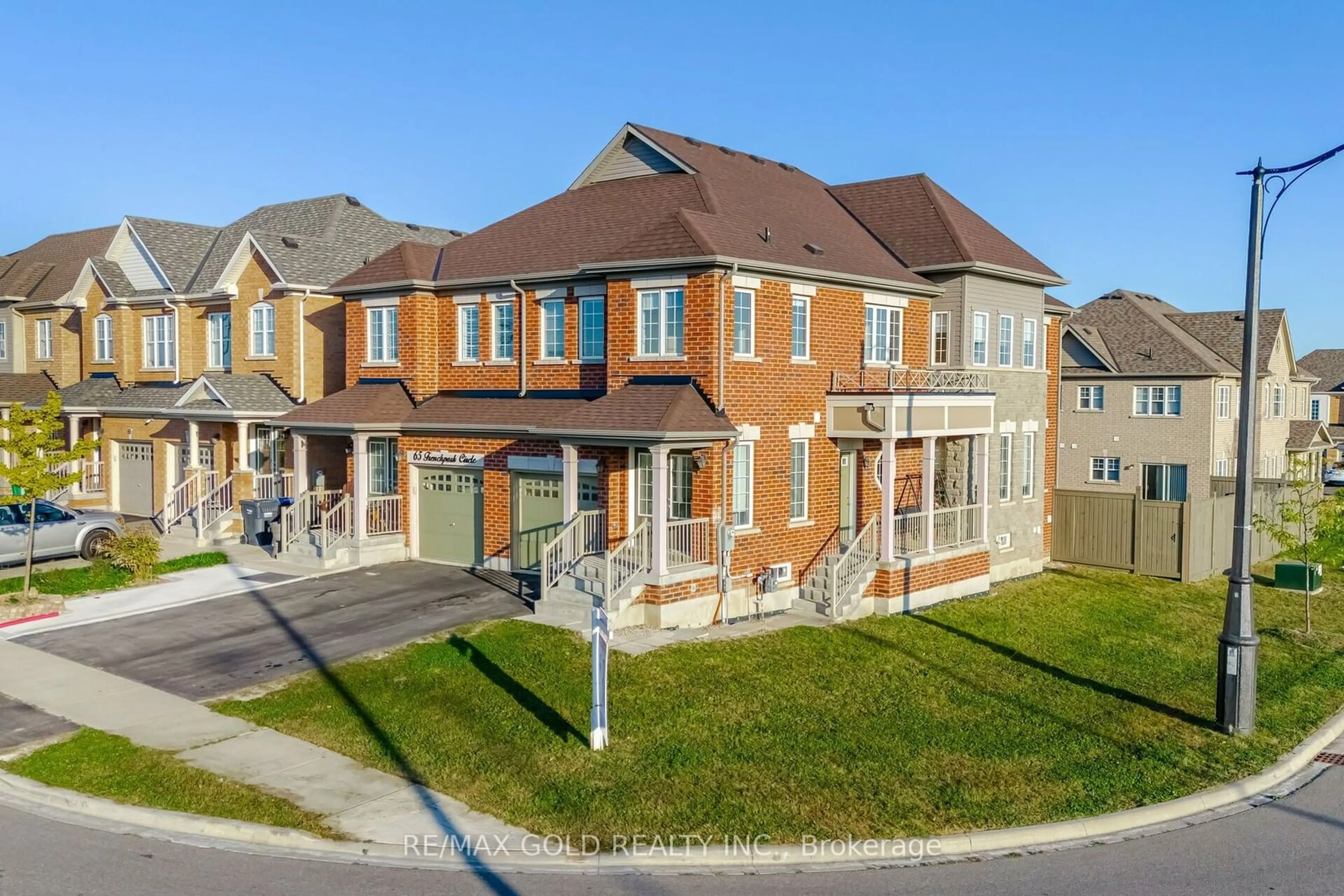 A pic from outside/outdoor area/front of a property/back of a property/a pic from drone, building for 63 Frenchpark Circ, Brampton Ontario L6X 0Y6