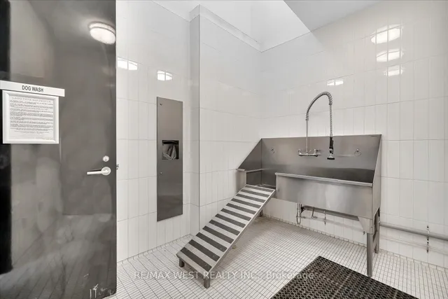 Additional property image - 56 Annie Craig Dr Unit 1704