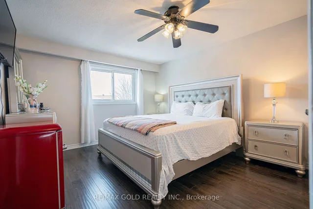 Additional property image - 4 Simmons Blvd
