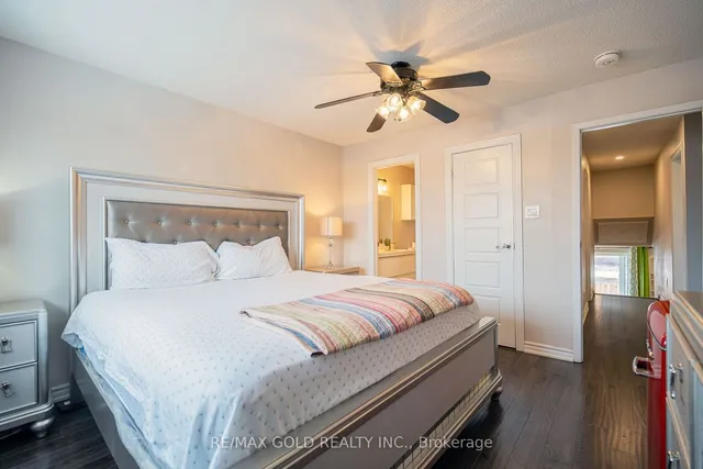 Additional property image - 4 Simmons Blvd
