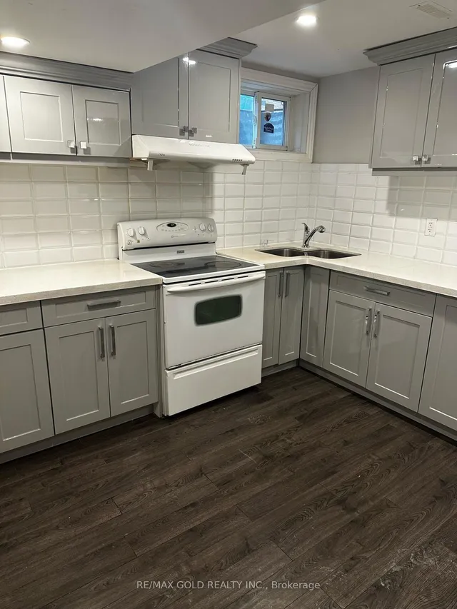 Additional property image - 4 Simmons Blvd