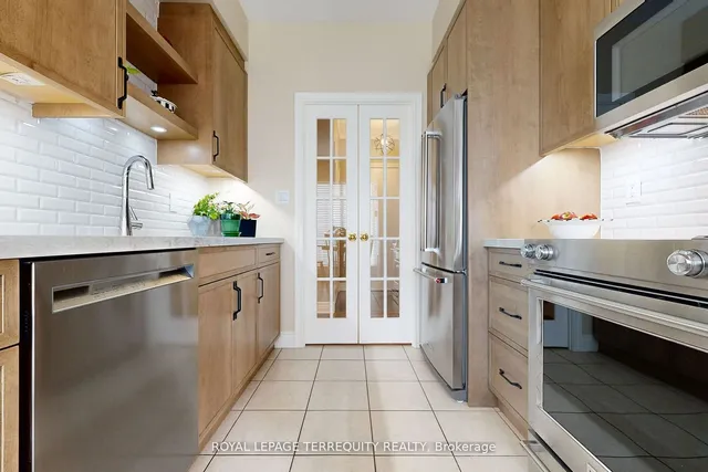 Additional property image - 2 Aberfoyle Cres Unit 1201